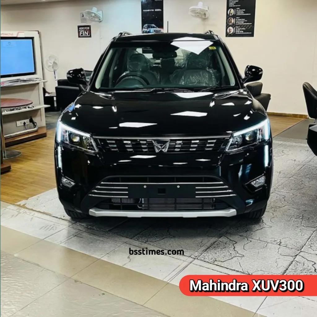 Mahindra xuv300 price in India